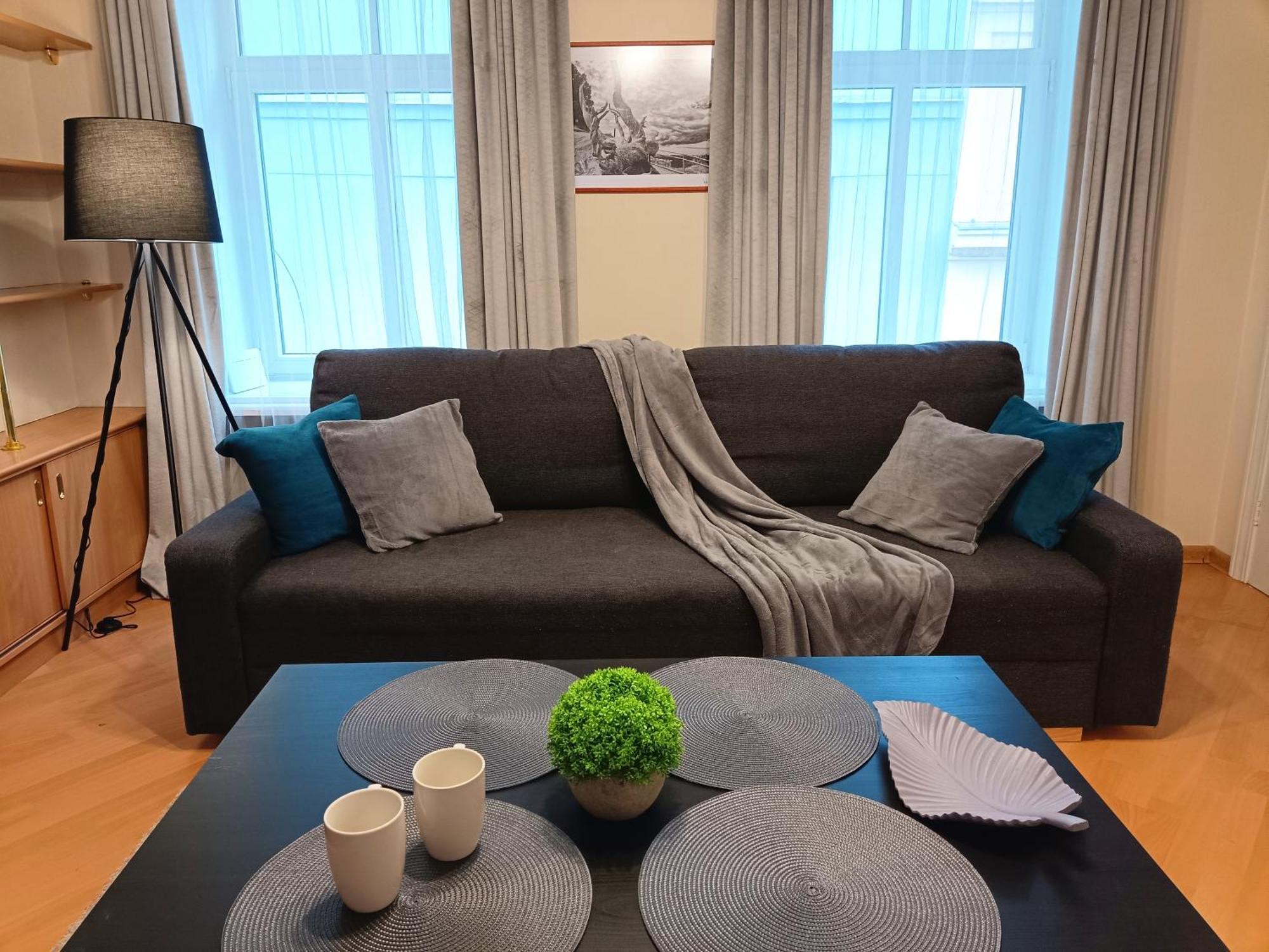 Two Bedroom In Old Town, Up To 6 Guests Apartment Riga